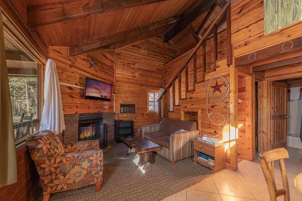 Forest Cabin 4 Cowboys Dream Пейсон Экстерьер фото